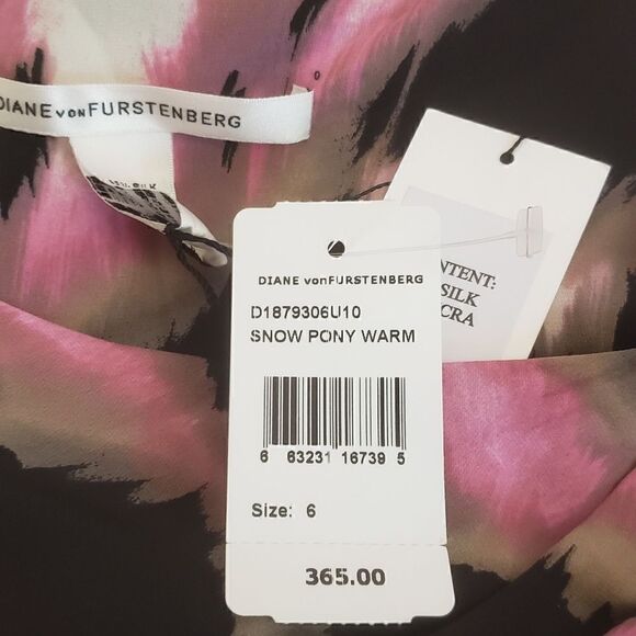 Diane Von Furstenberg Front Twist Dress - Picture 6 of 7